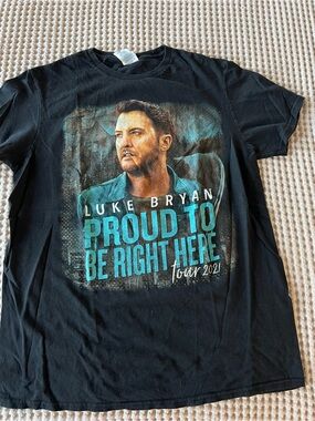 Gildan Black Tee with Turquoise Luke Bryan Tour Graphic
